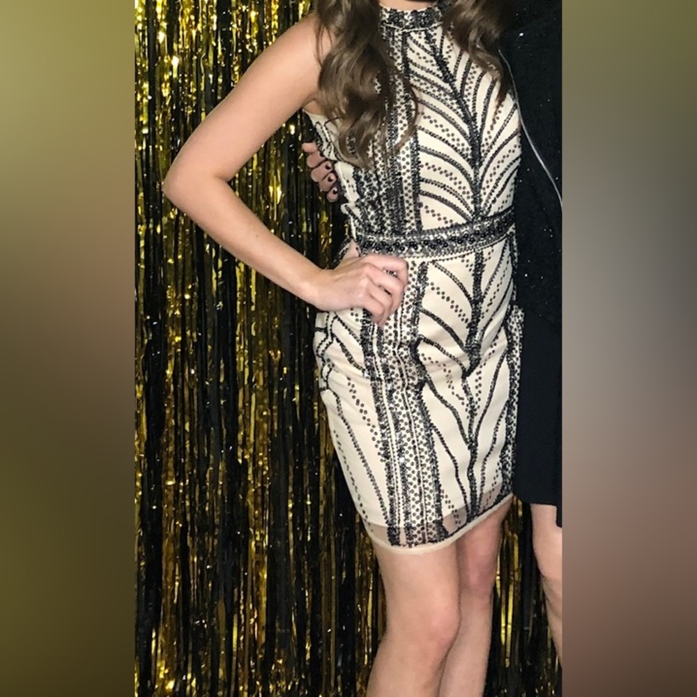 Gatsby Sequent Dress black and nude